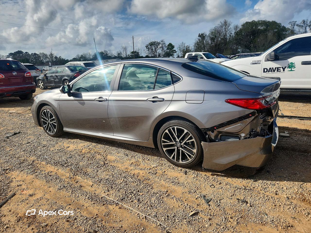 Toyota Camry 2025