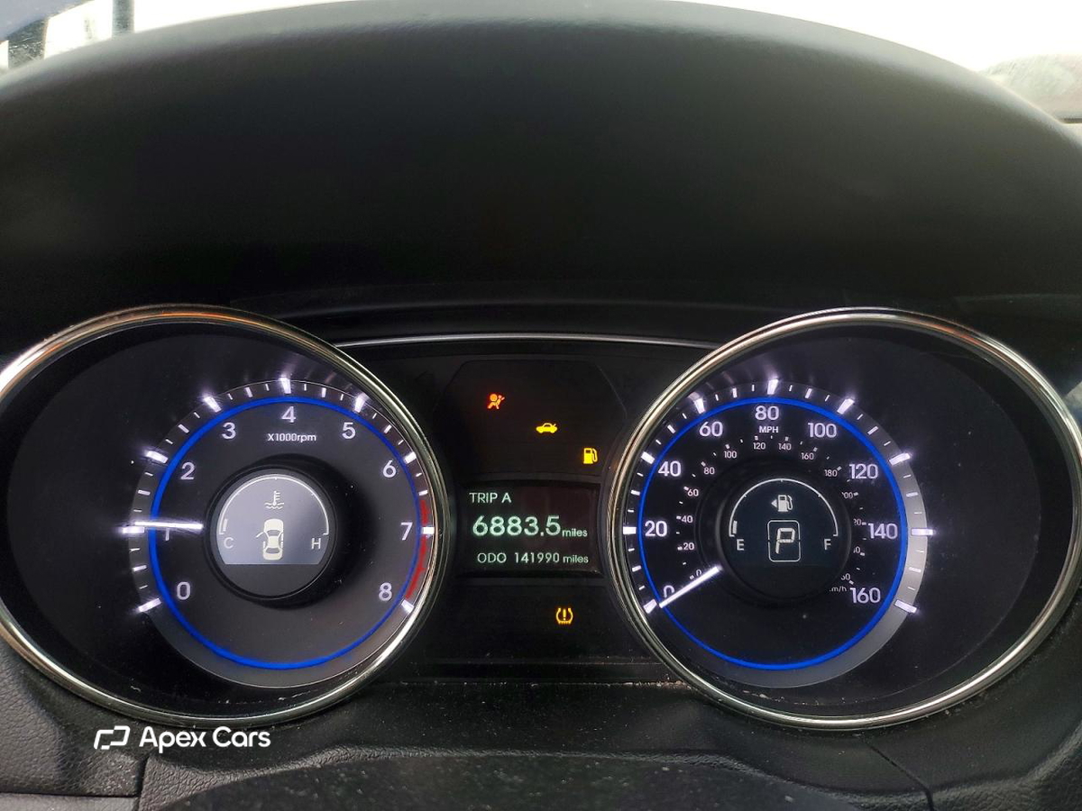 Hyundai Sonata 2012