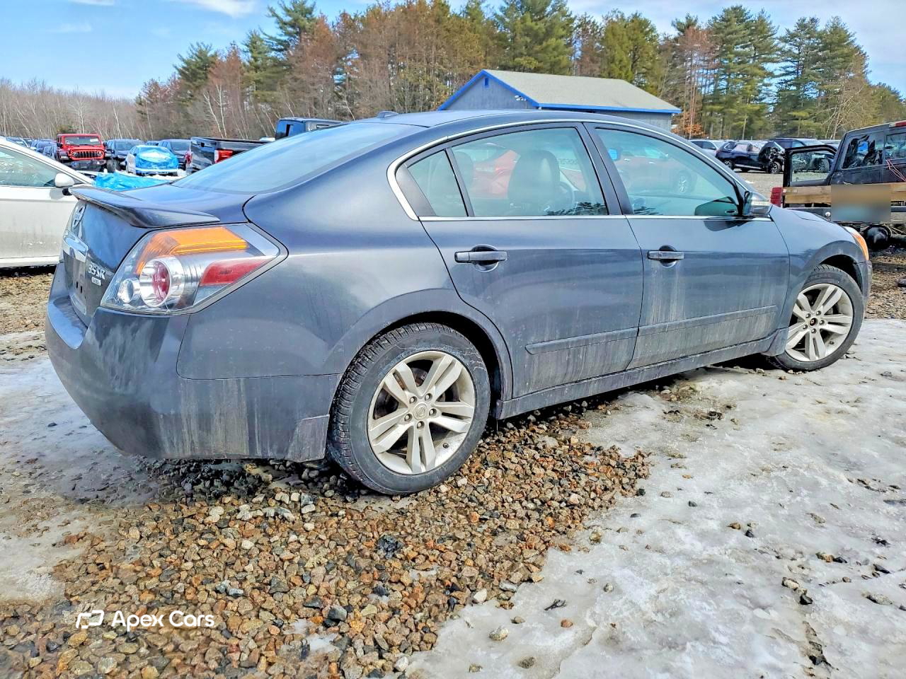 Nissan Altima 2011
