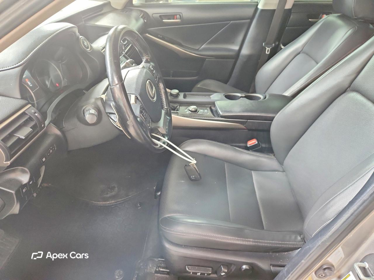 Lexus IS 2018