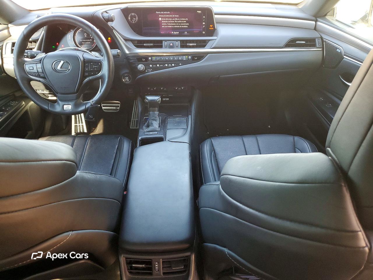 Lexus ES 2021
