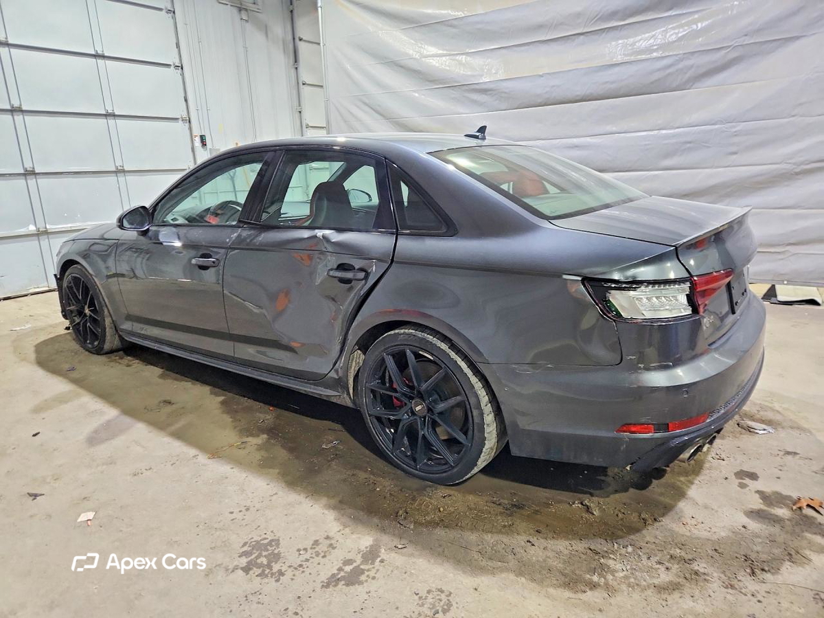 Audi RS4 2019