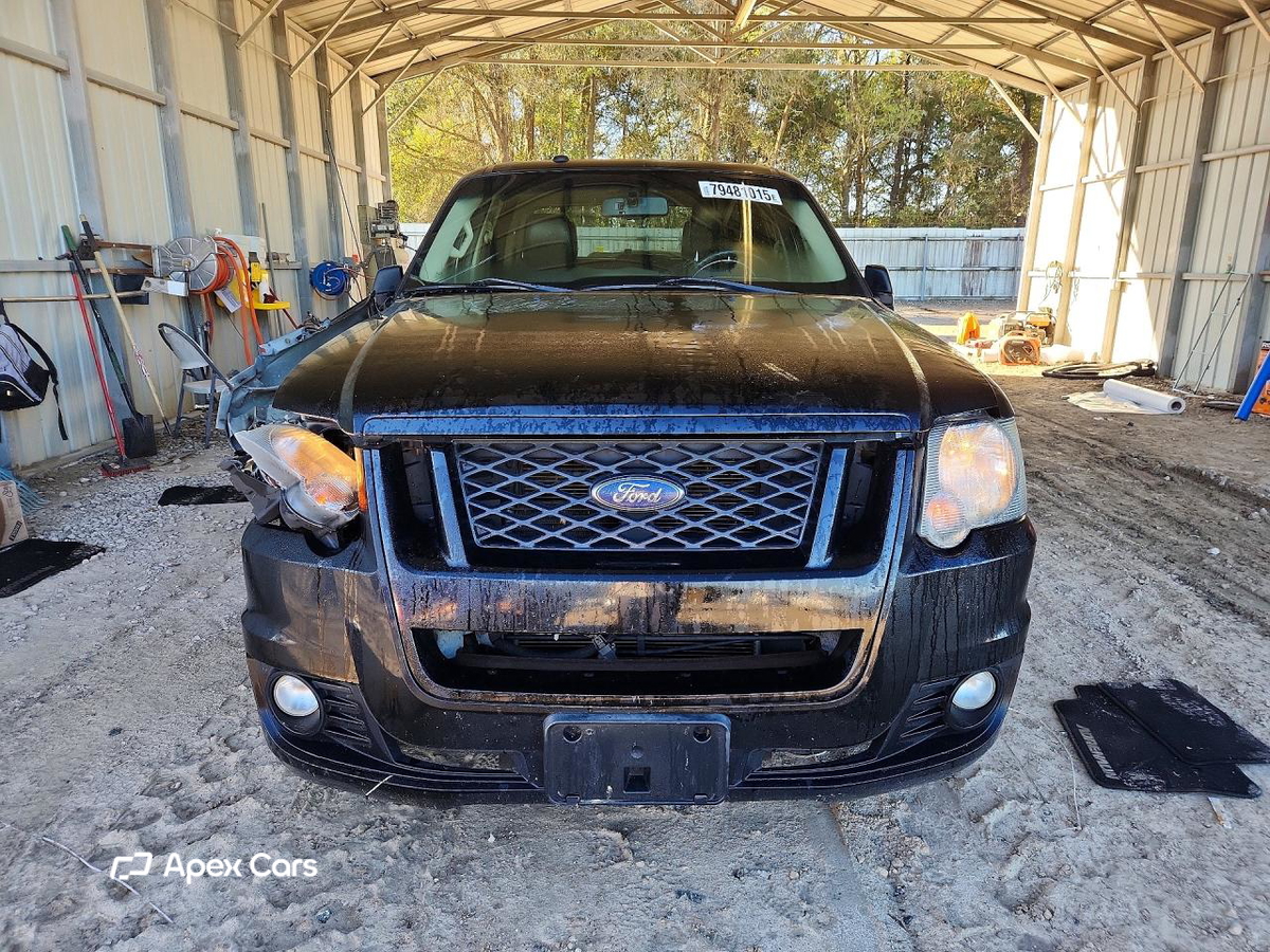 Ford Explorer 2010