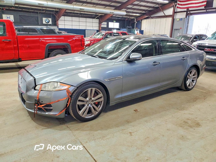 2011 Jaguar XJ - Image 1 of 5