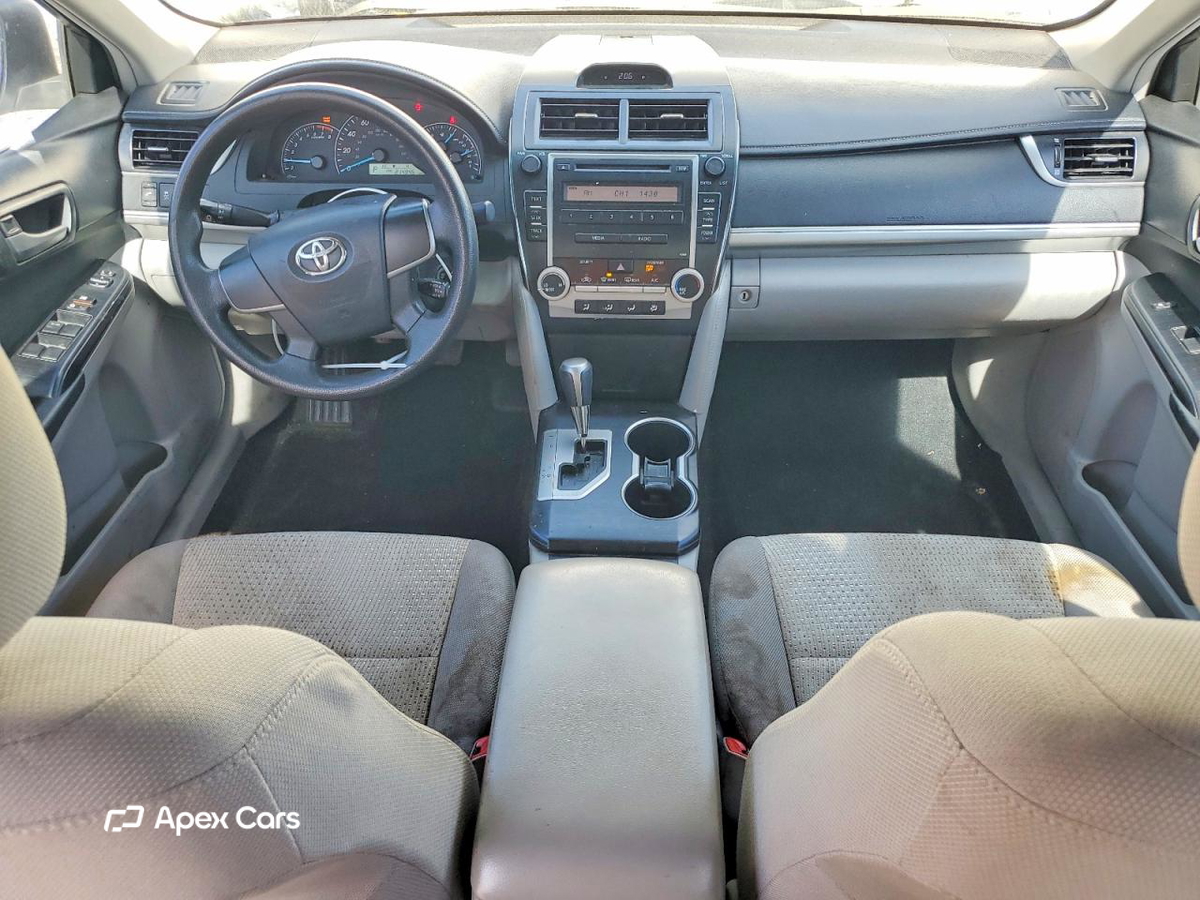 Toyota Camry 2012