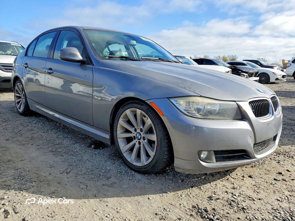 BMW Series 3 2011