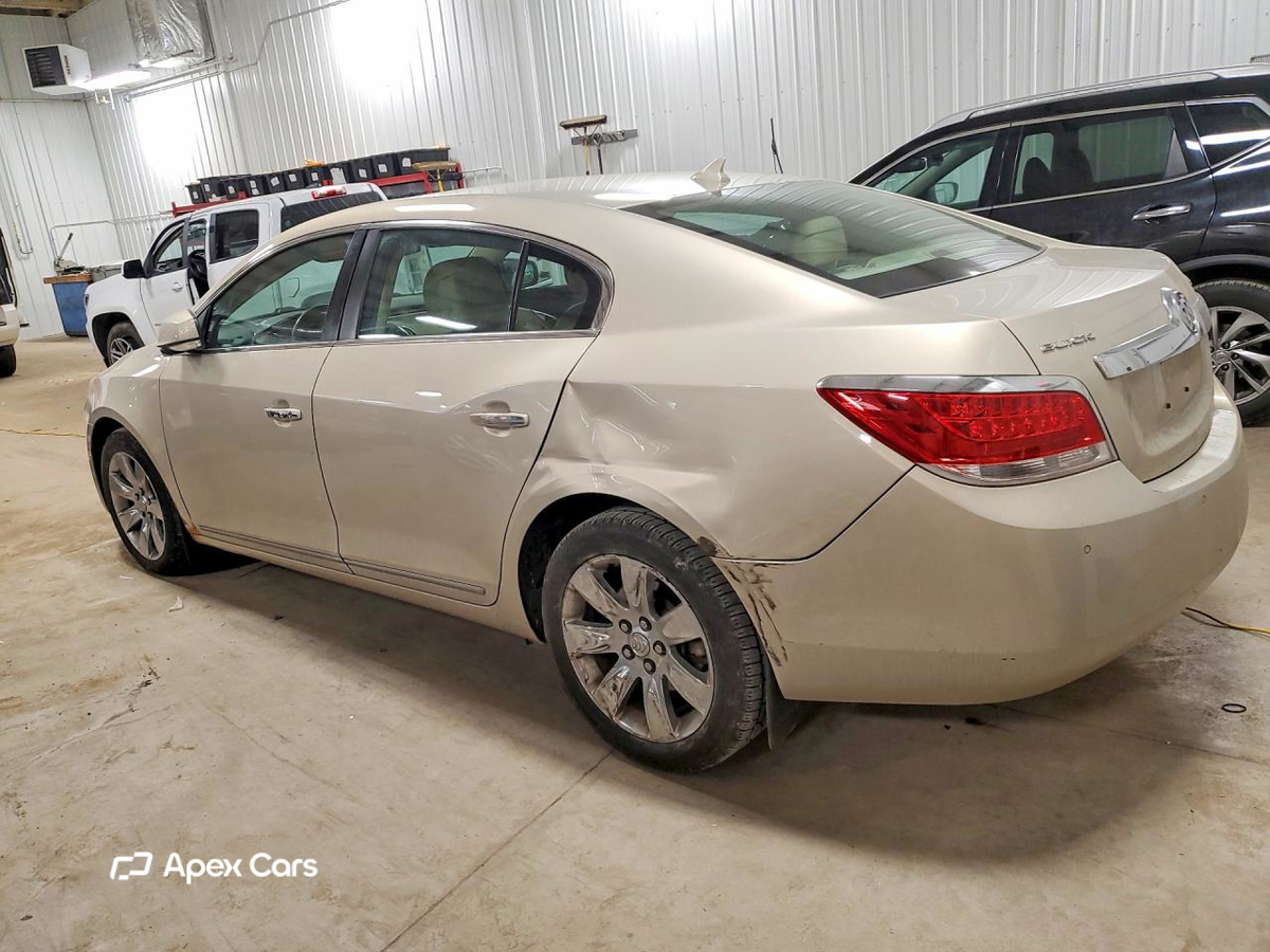 Buick LaCrosse 2011