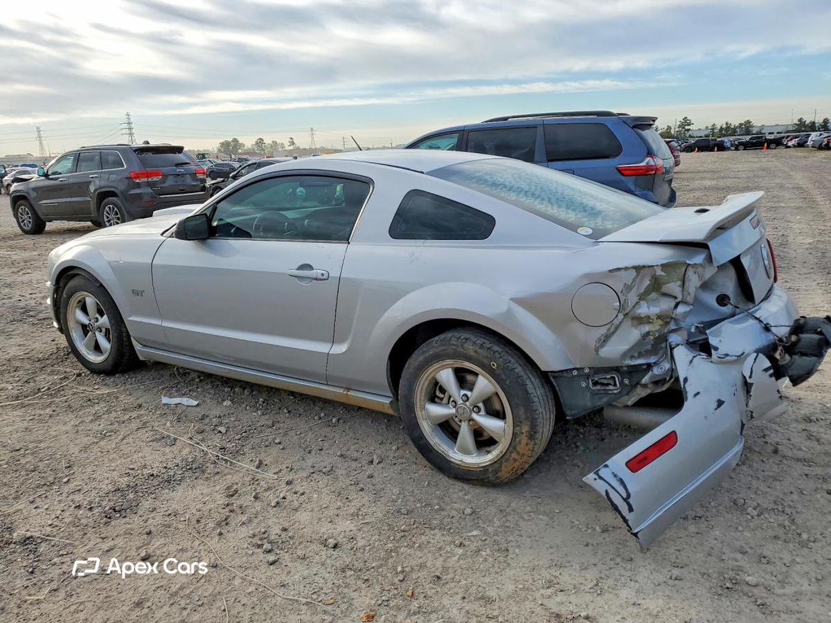 Ford Mustang 2007