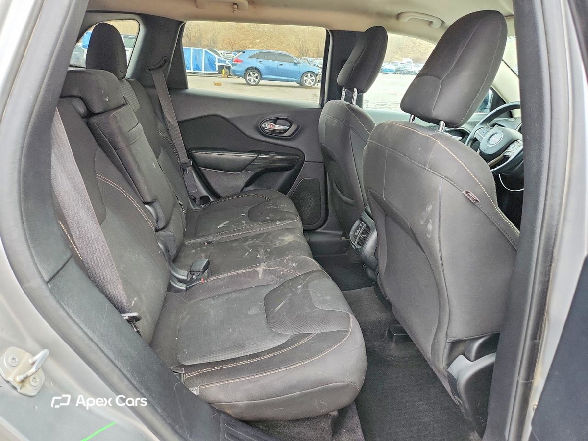 Jeep Cherokee 2016