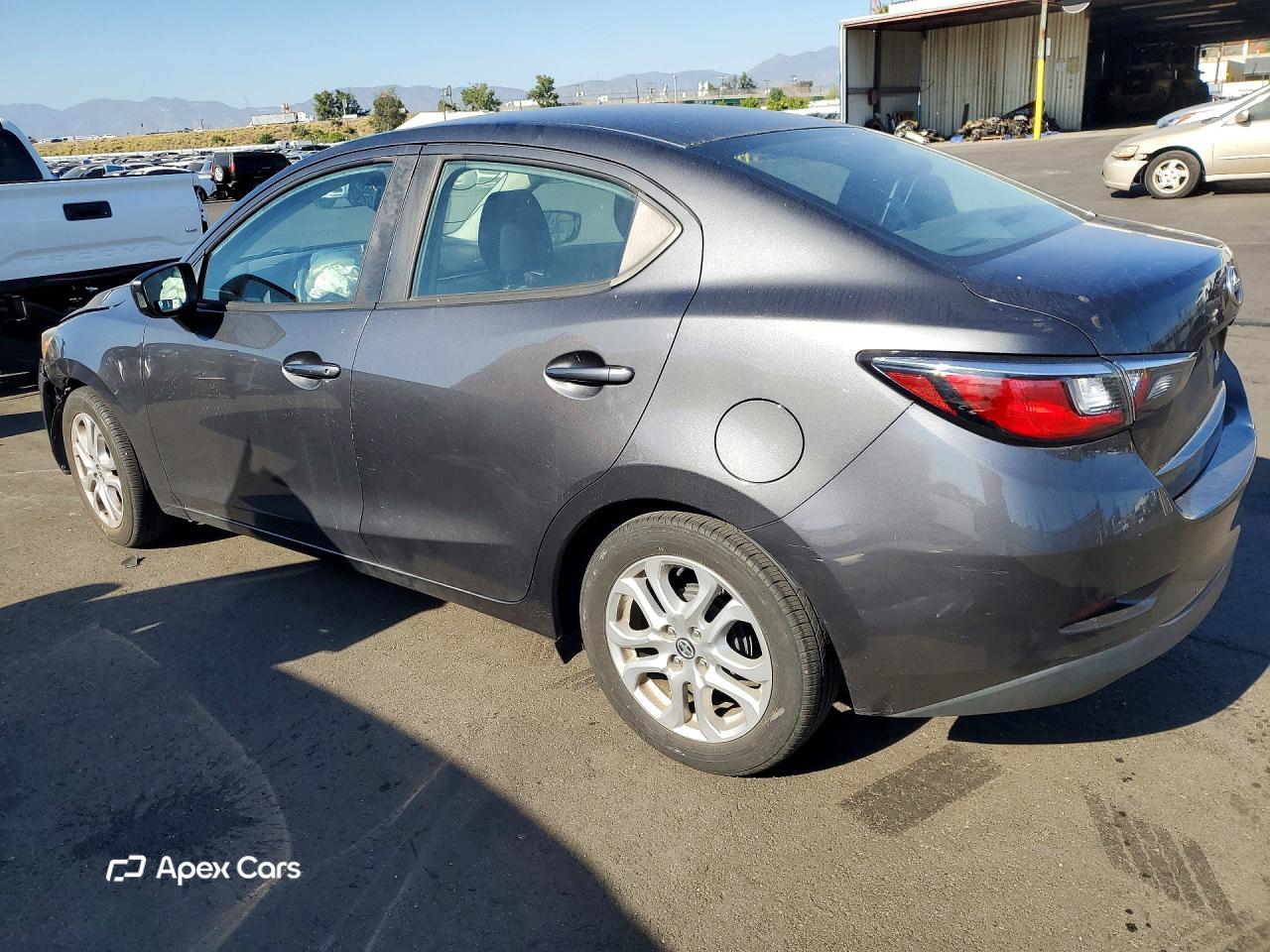 Scion iA 2016