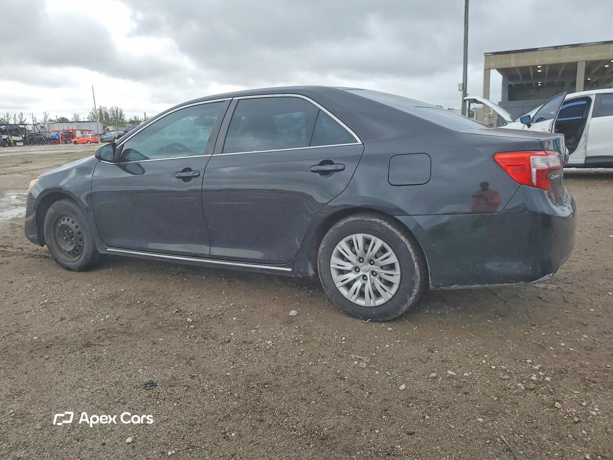 Toyota Camry 2012