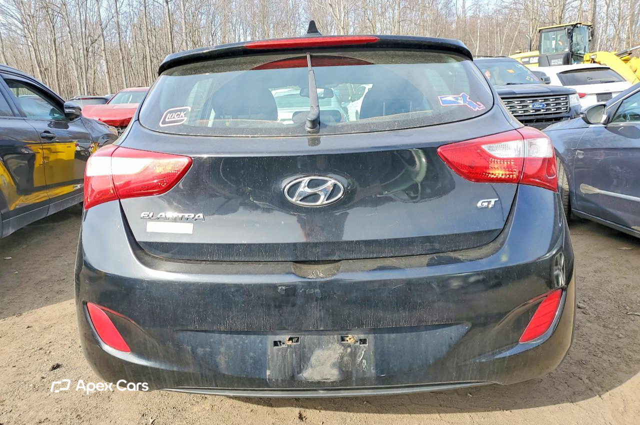 Hyundai Elantra 2013