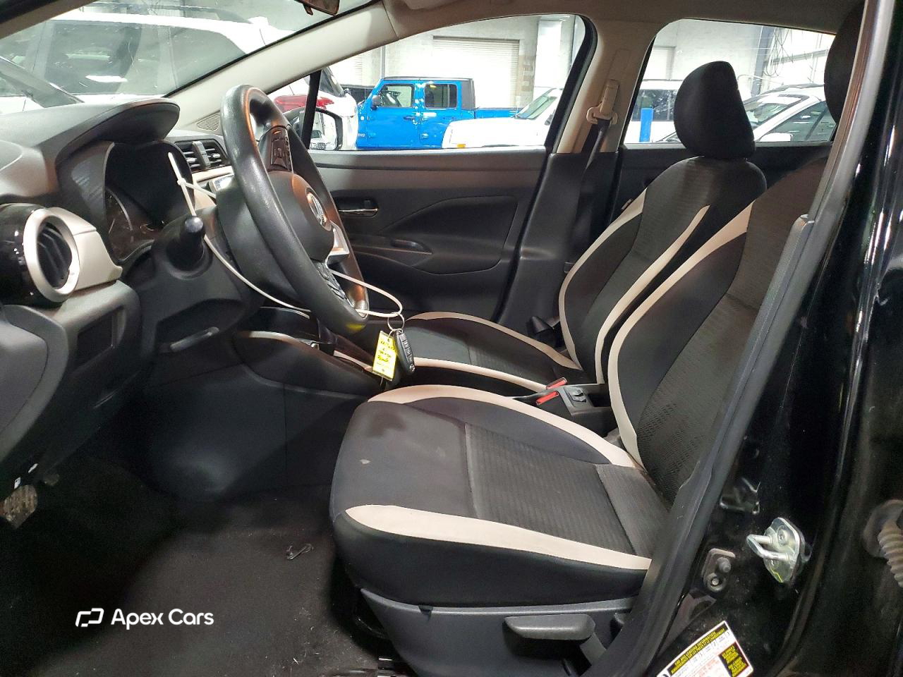 Nissan Versa 2021