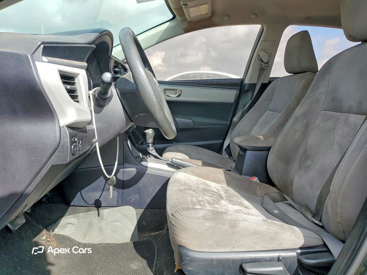 Toyota Corolla 2015