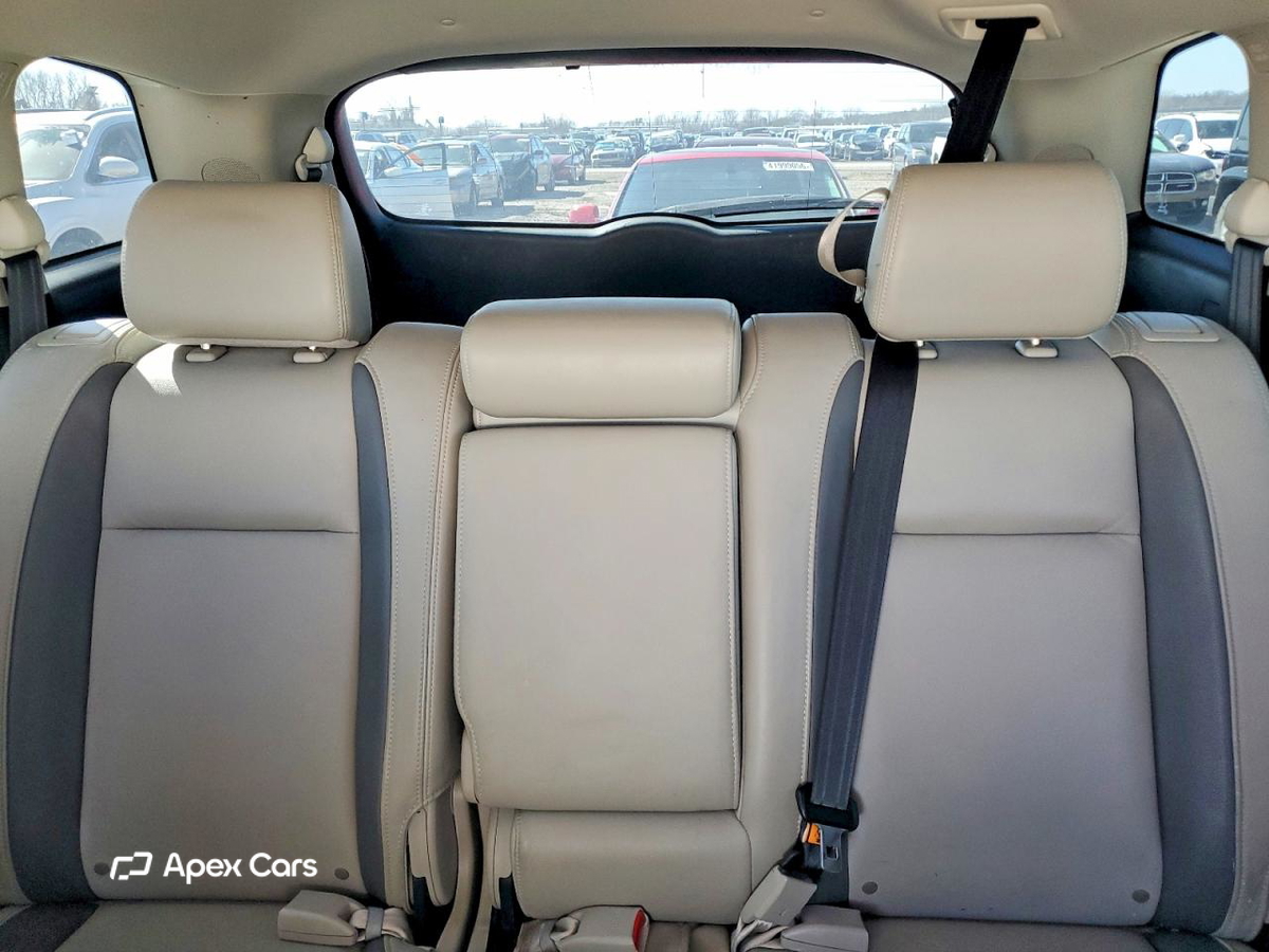 Mazda CX-9 2011