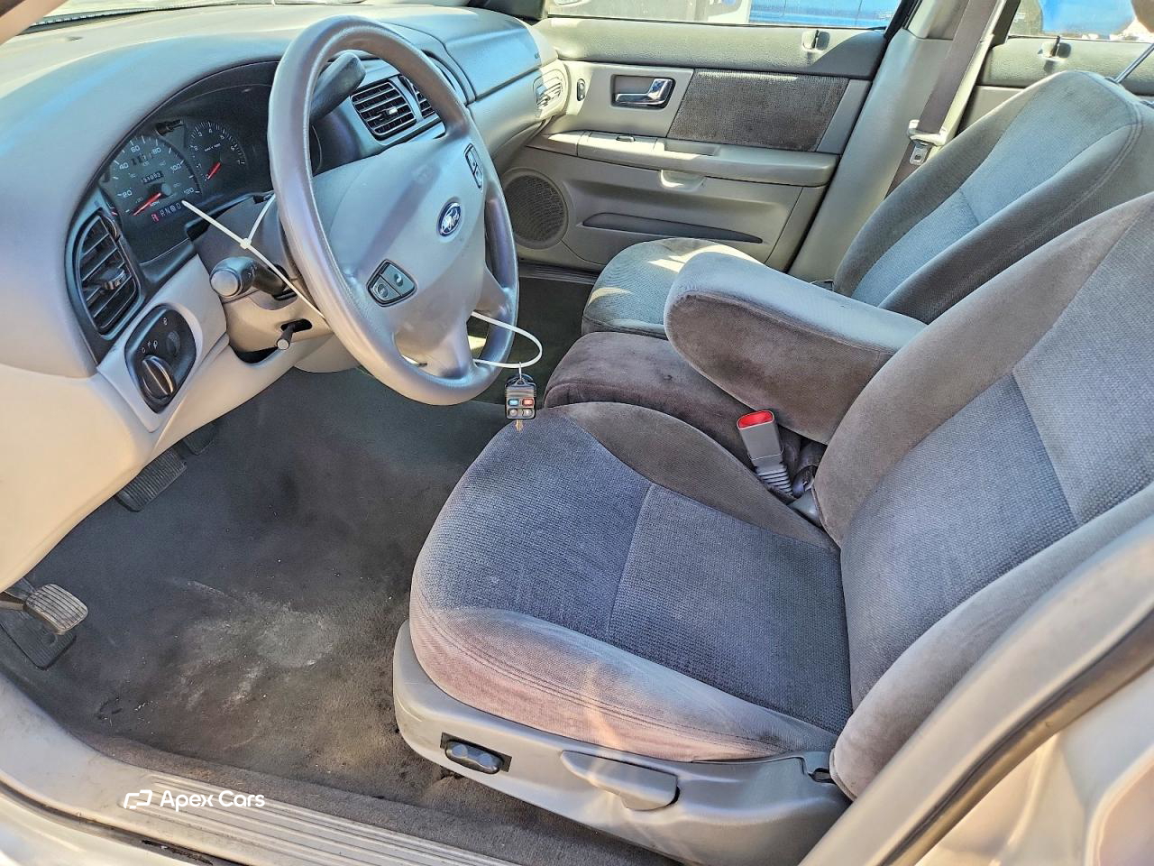 Ford Taurus 2002