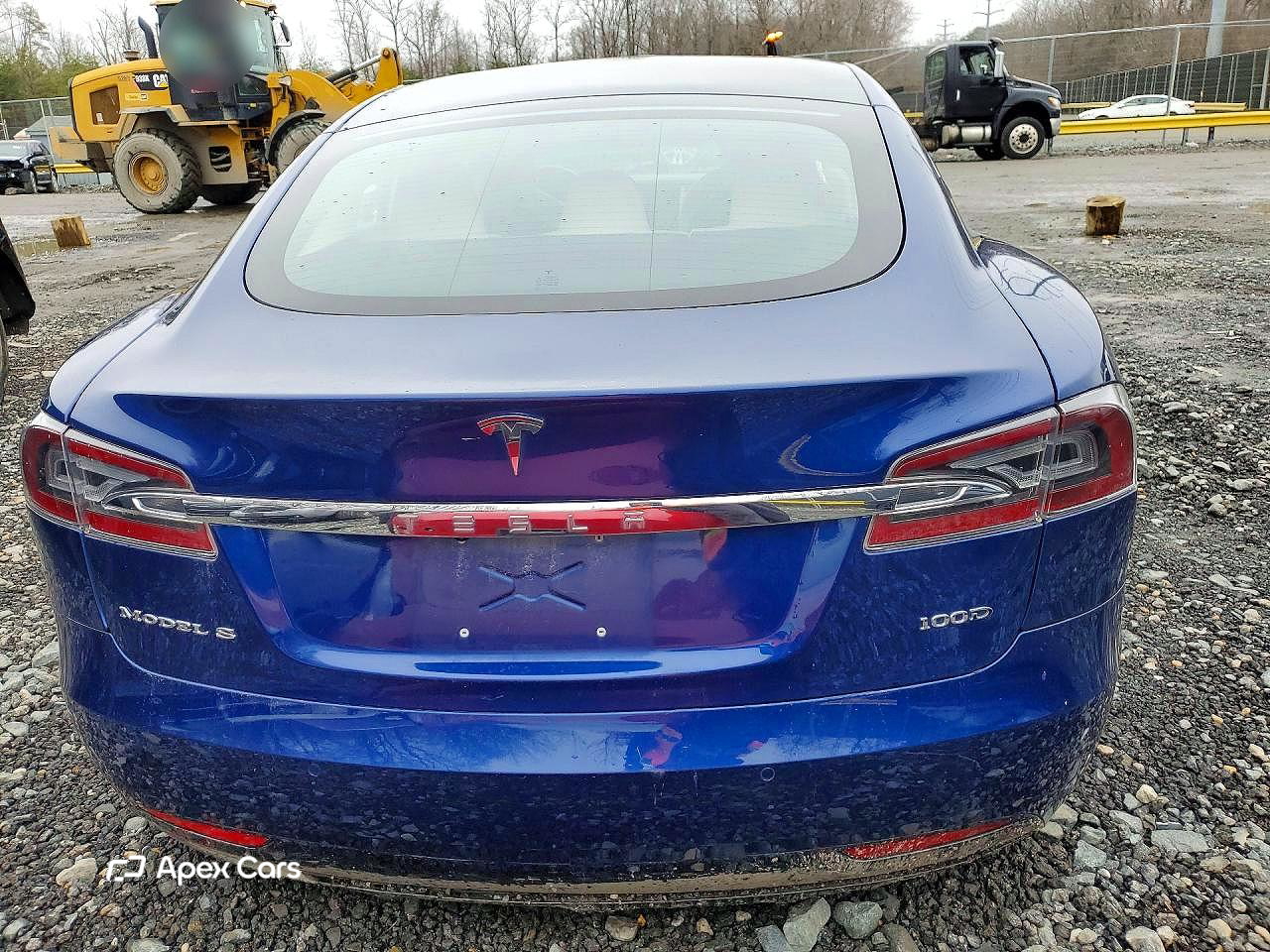 Tesla Model S 2019