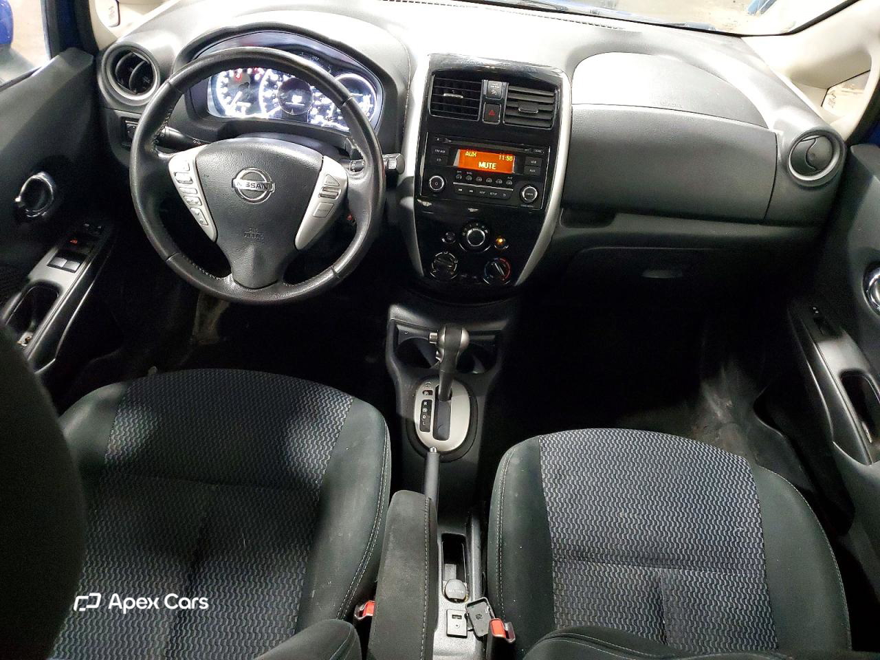 Nissan Versa 2015
