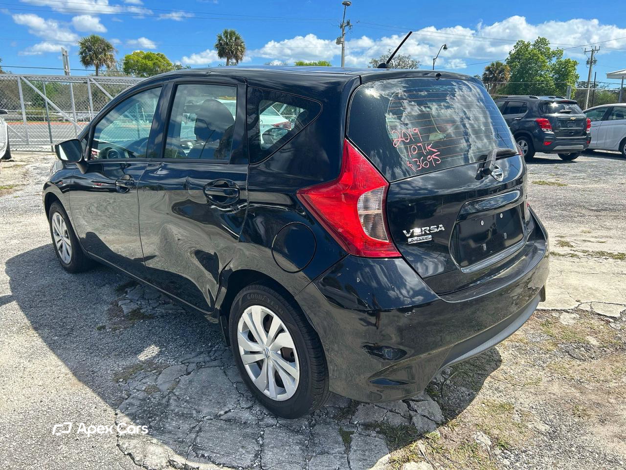 Nissan Versa 2019