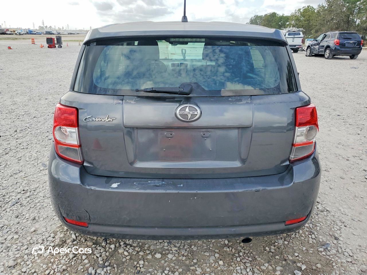Scion xD 2012