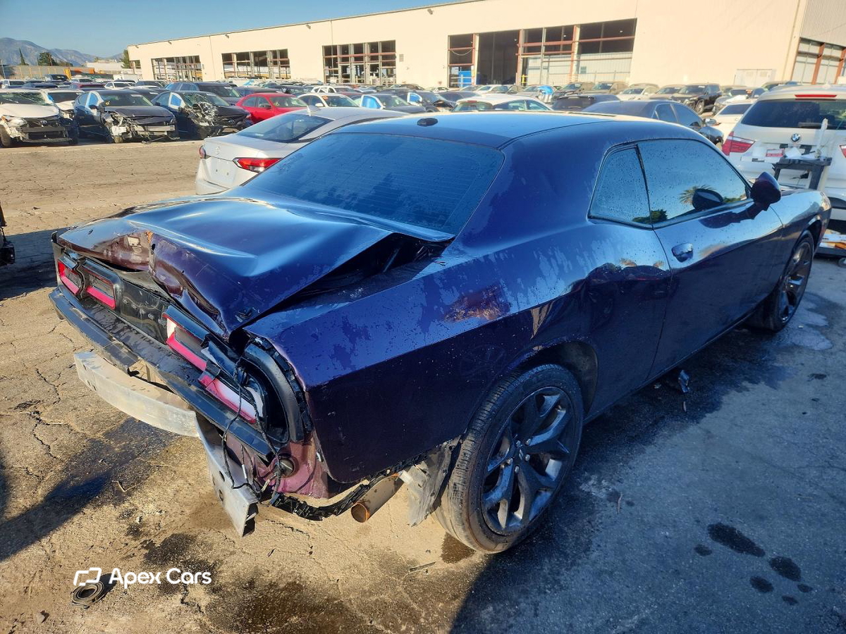 Dodge Challenger 2020