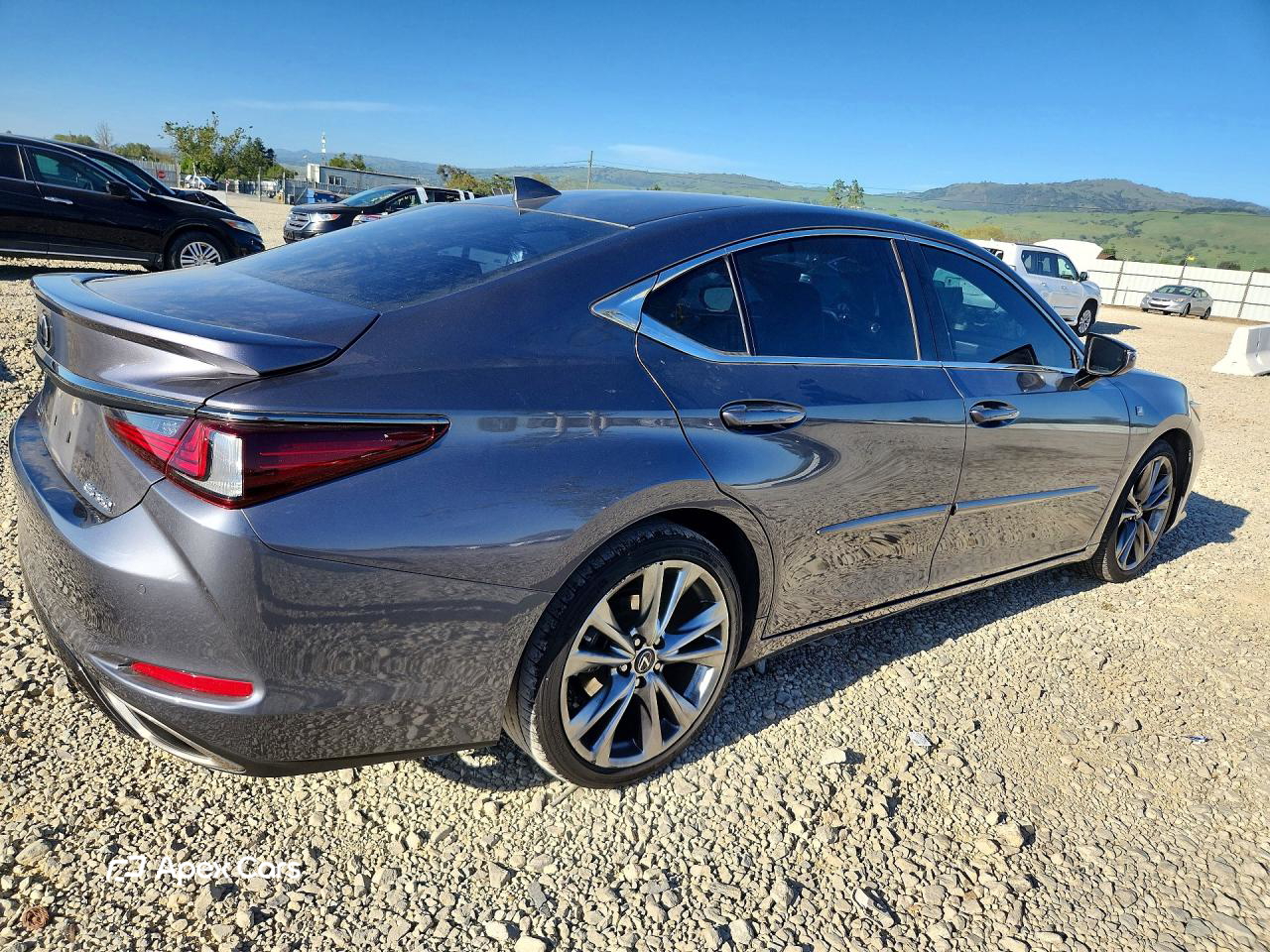 Lexus ES 2020
