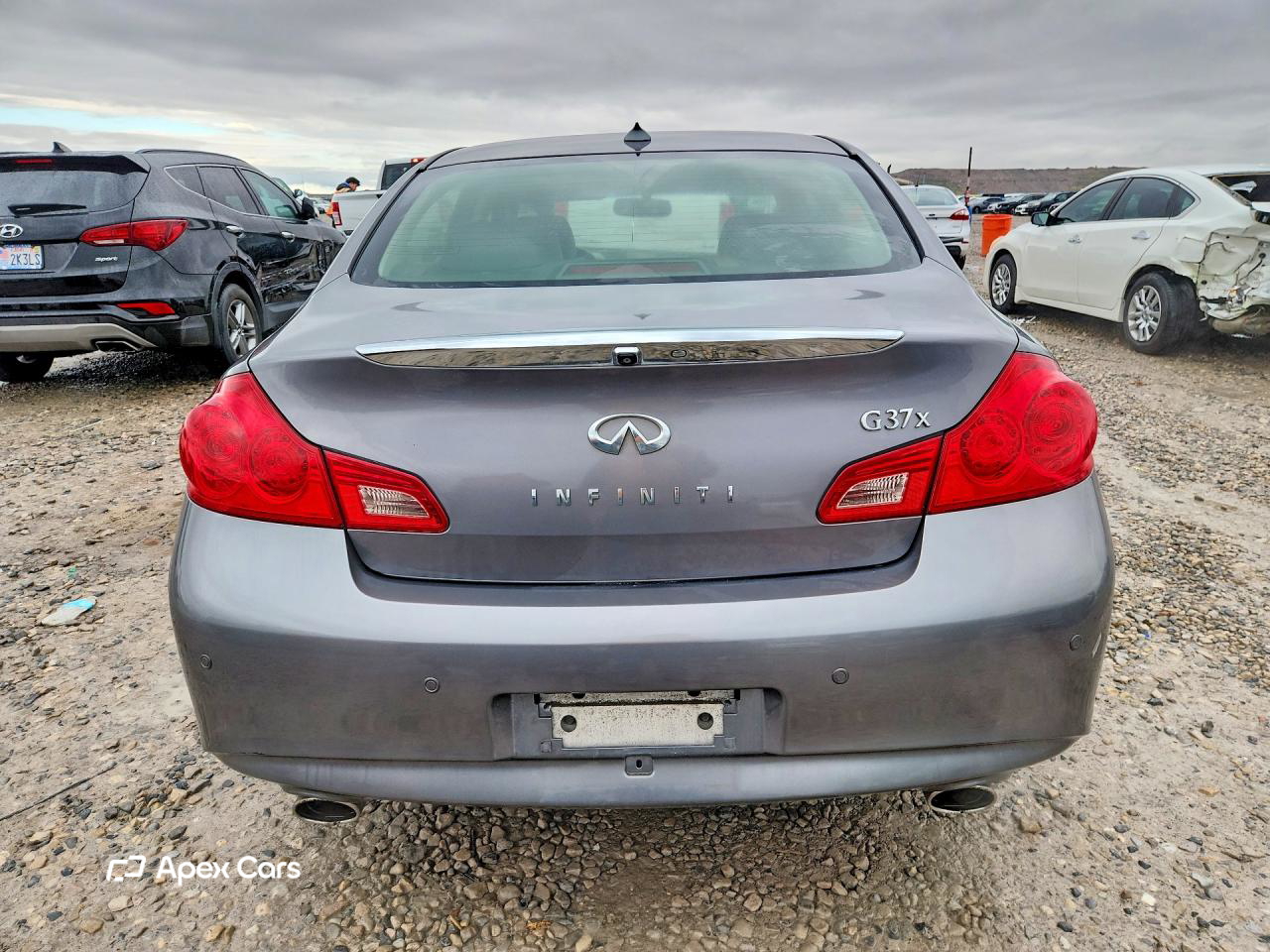 Infiniti  2013