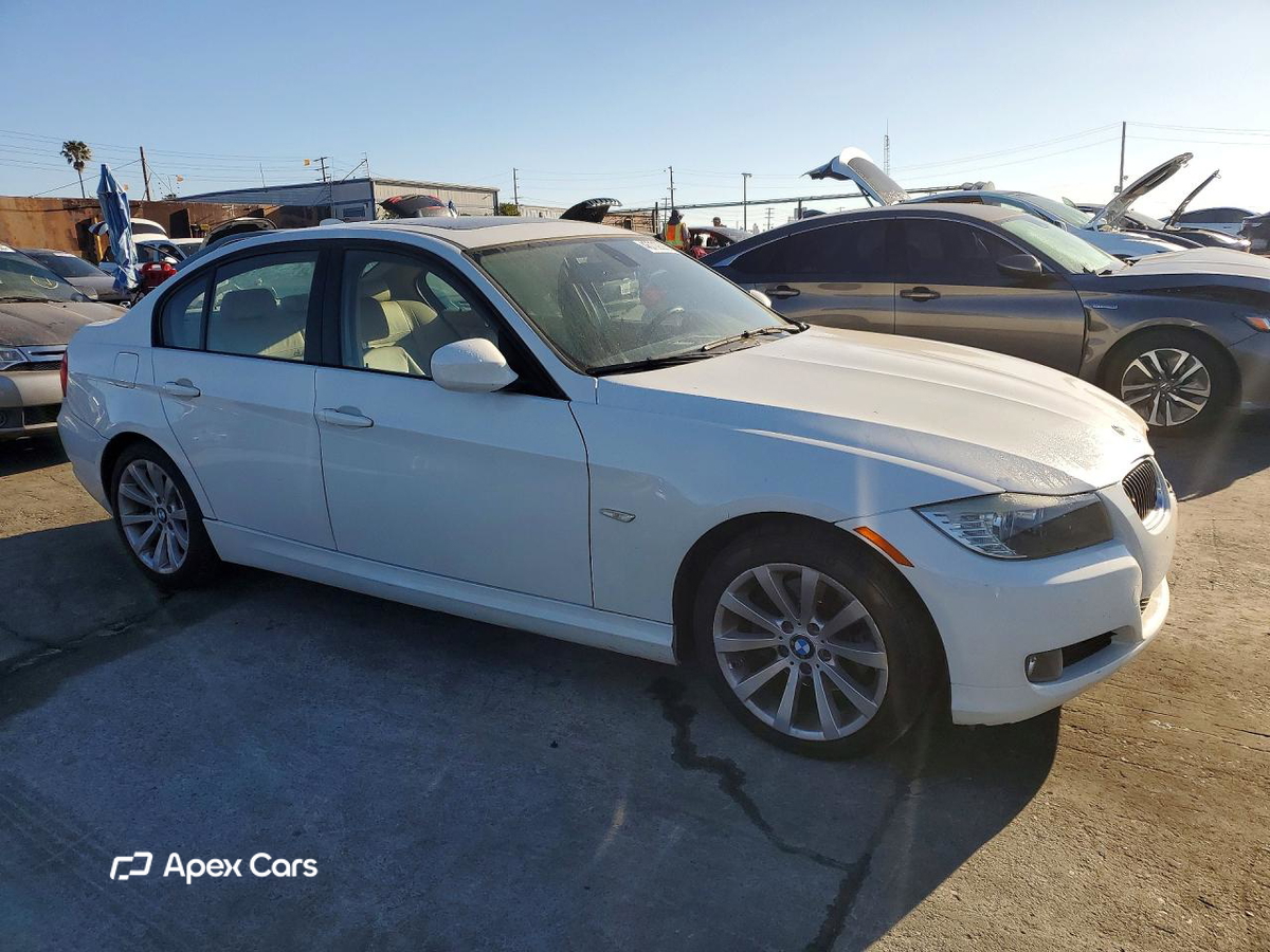 BMW Series 3 2011
