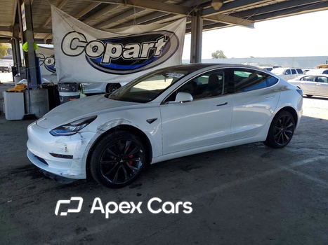 Tesla Model 3 2020 - Zdjęcie 1 z 13