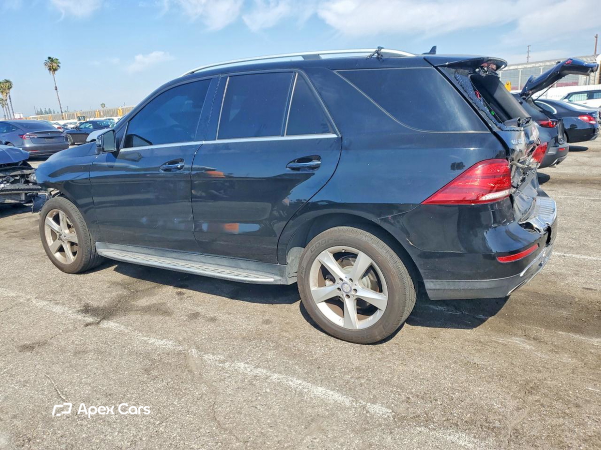 Mercedes-Benz GLE 2016