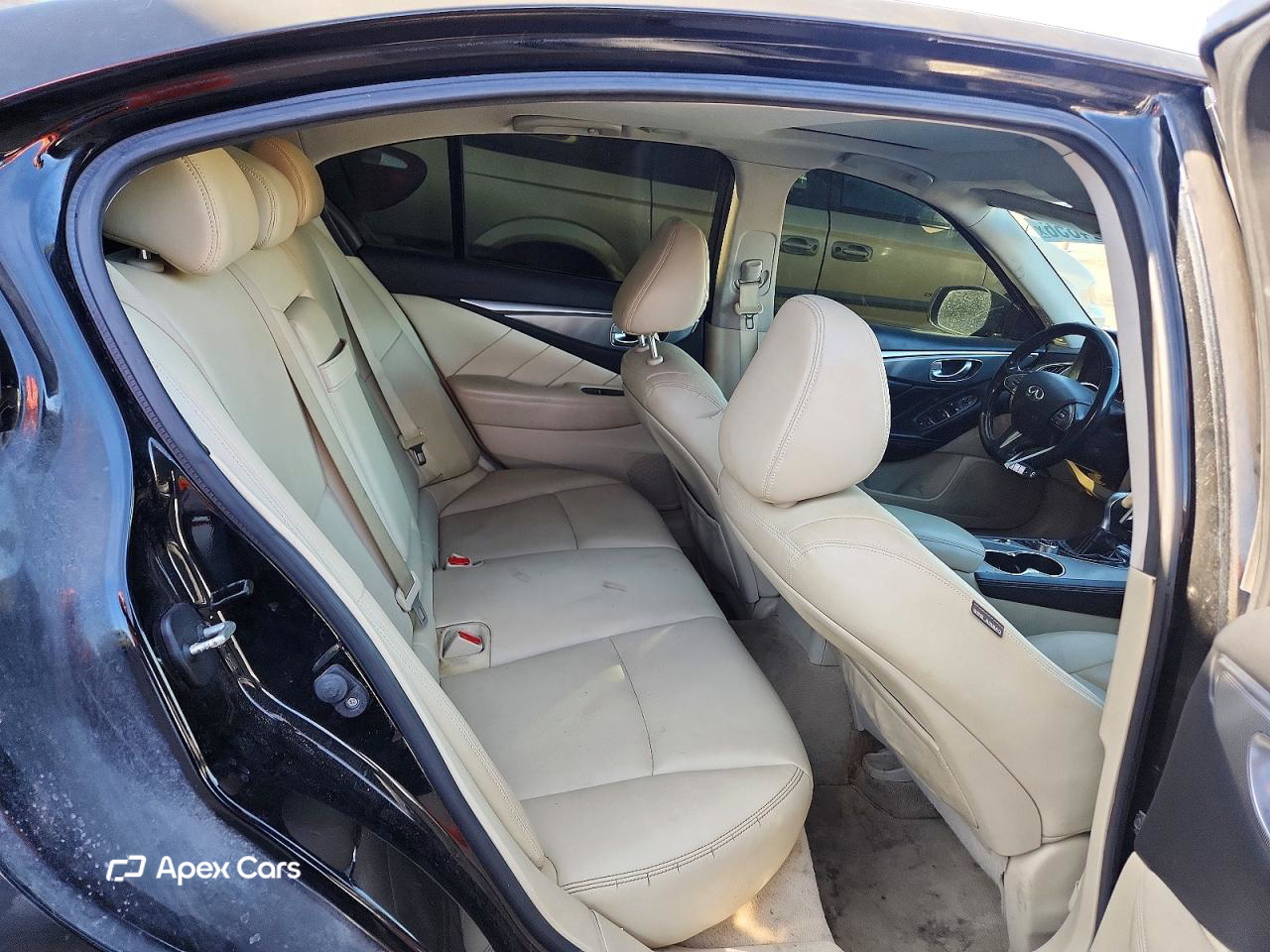 Infiniti Q50 2015