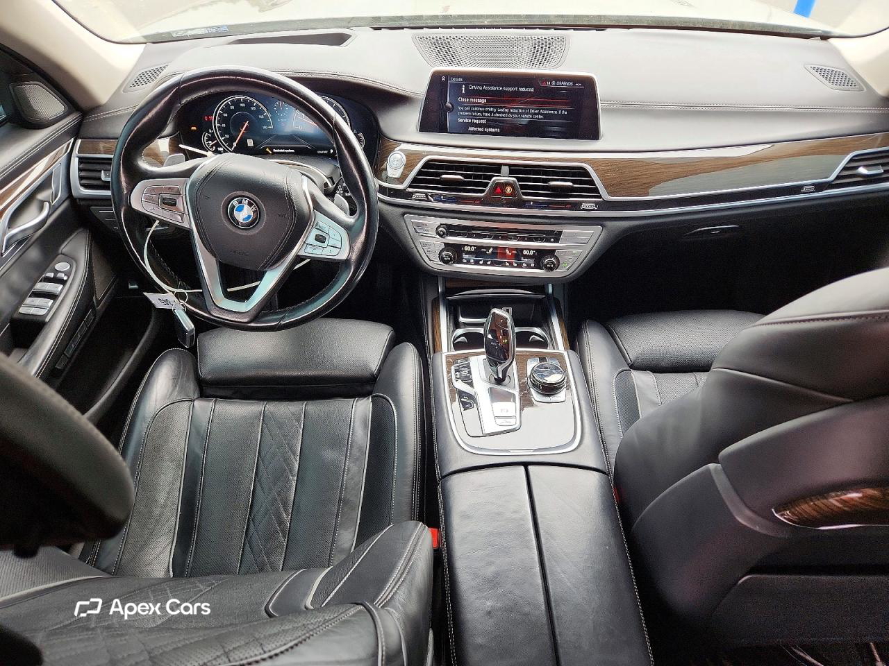BMW Series 7 2016