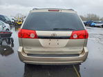 Toyota Sienna 2010