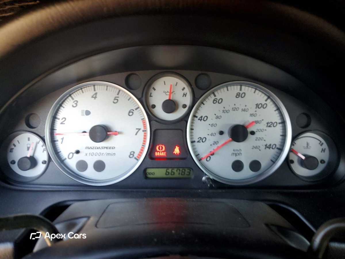 Mazda MX-5 2005