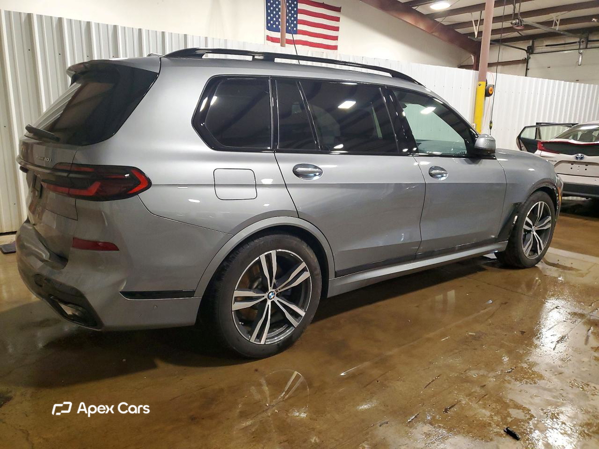 BMW X7 2025