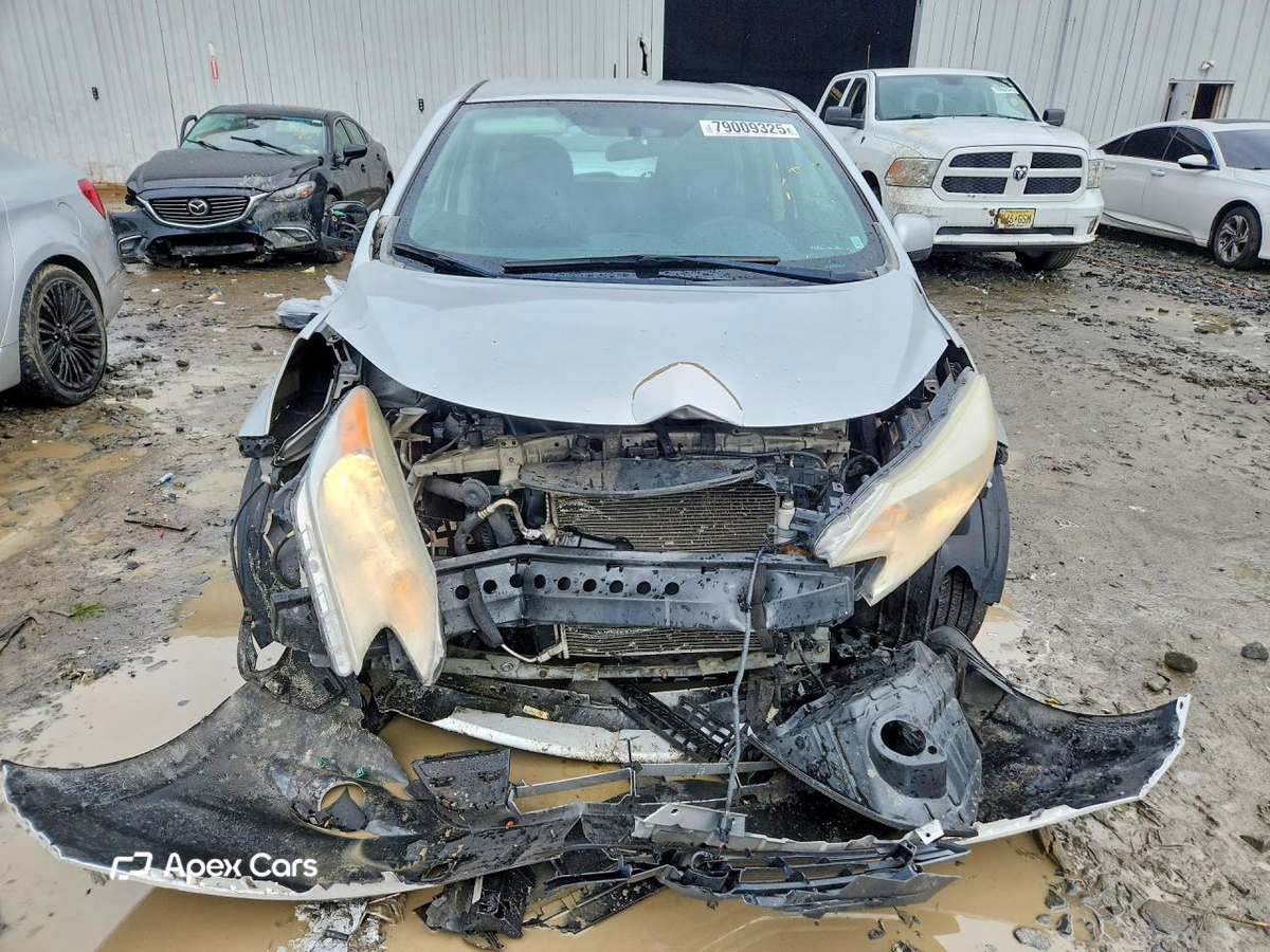 Nissan Versa 2014