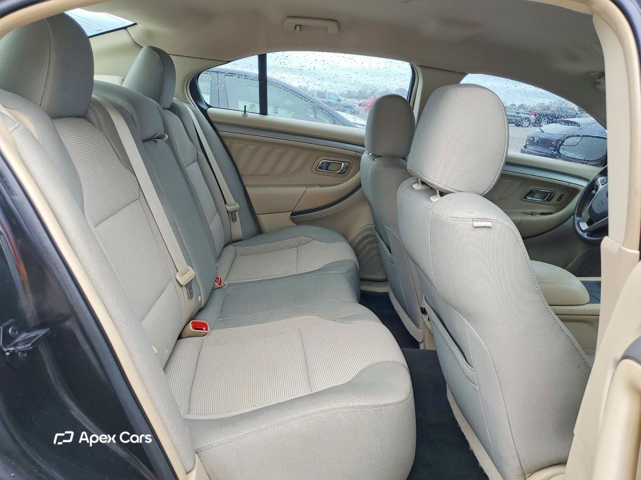 Ford Taurus 2014