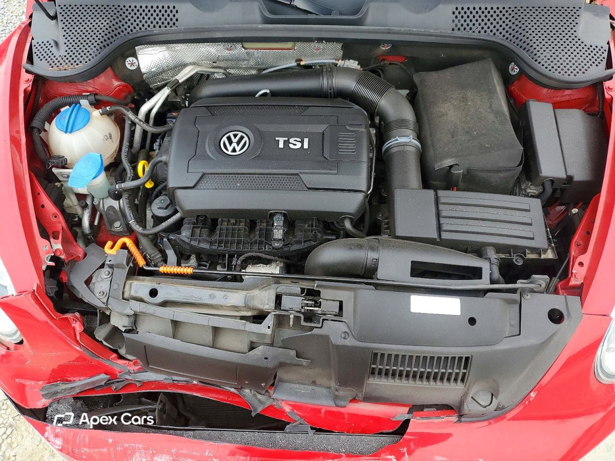 Volkswagen Beetle 2013
