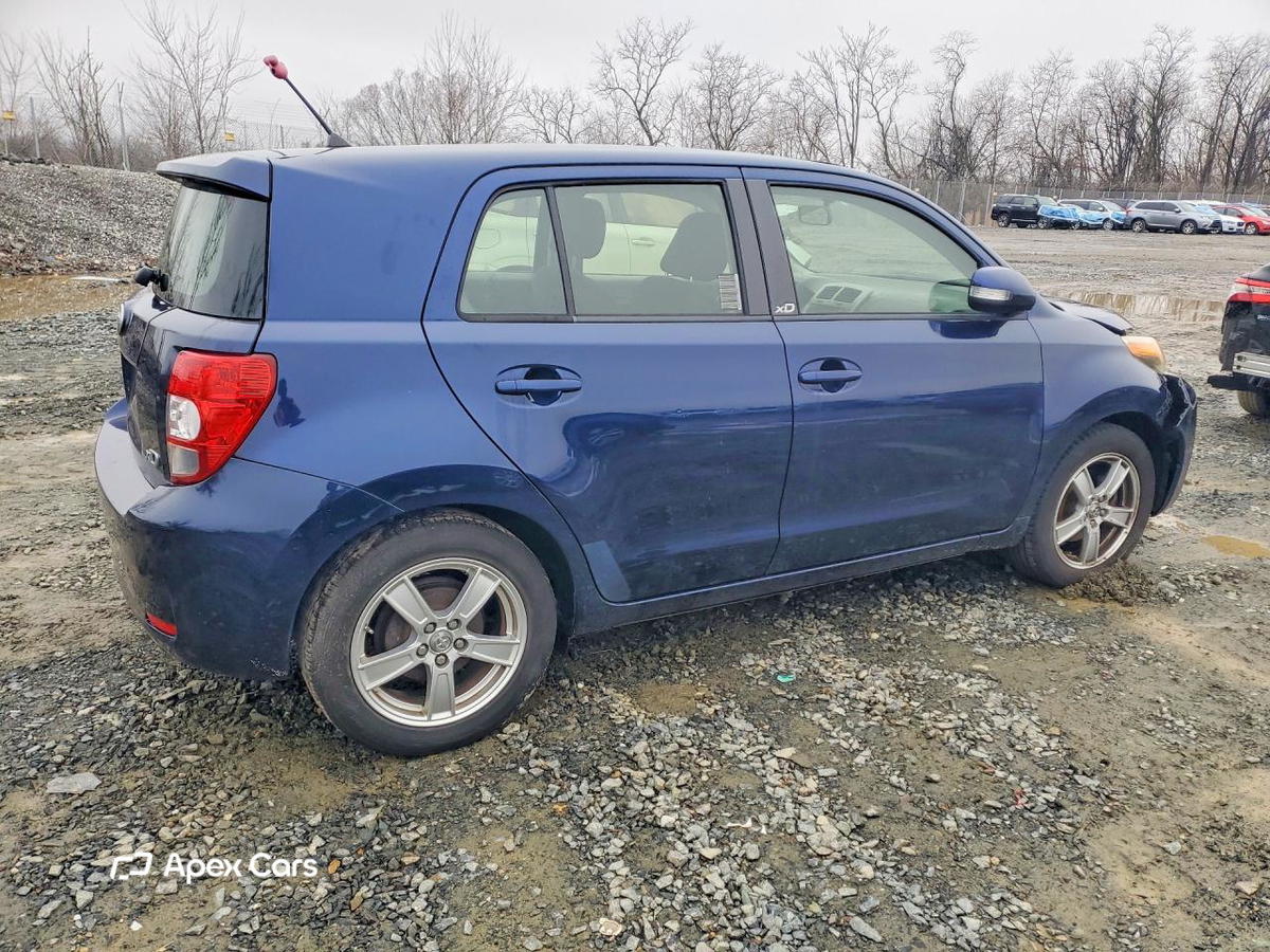 Scion xD 2013