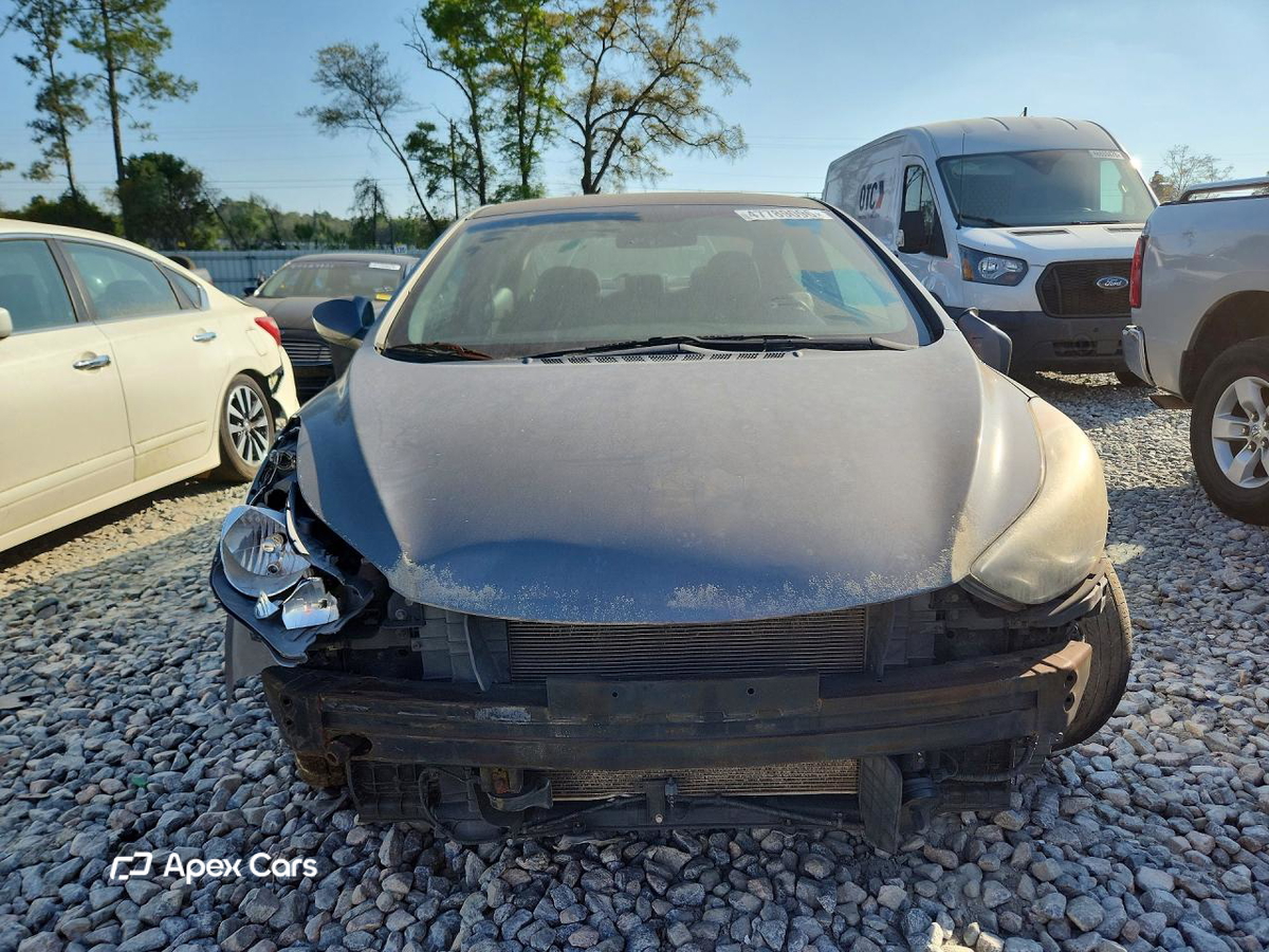 Hyundai Elantra 2013