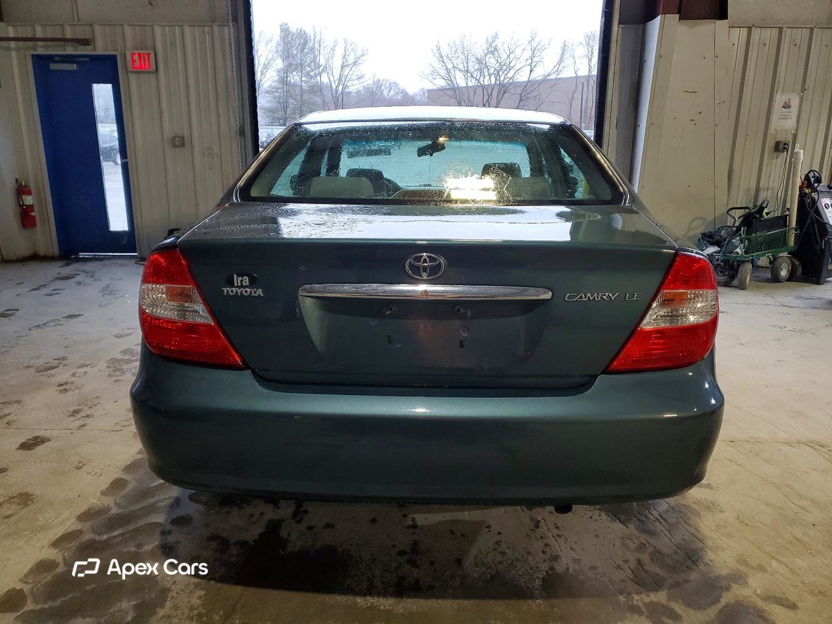 Toyota Camry 2004