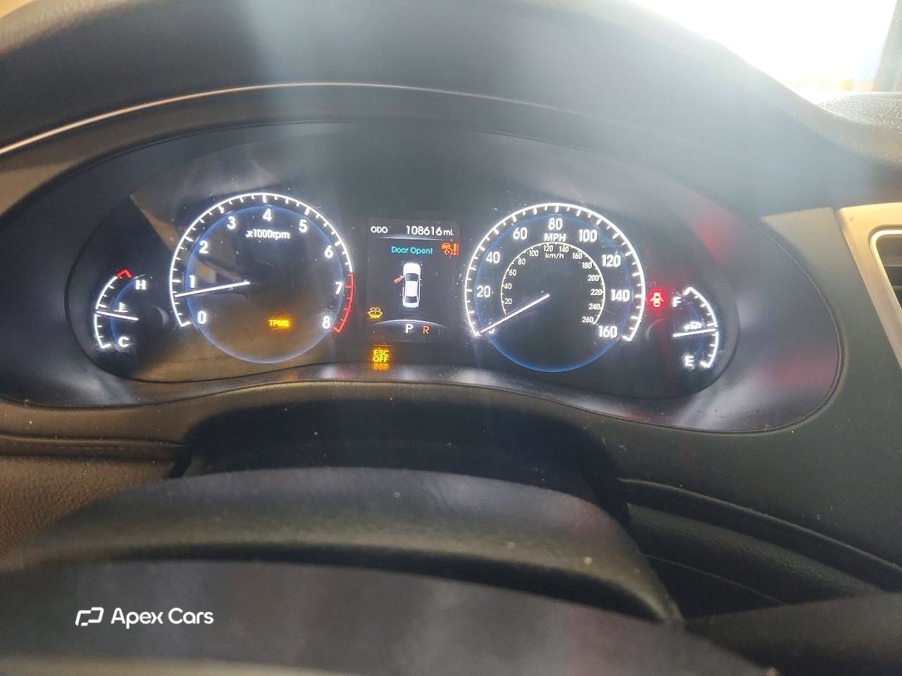 Hyundai Genesis 2012