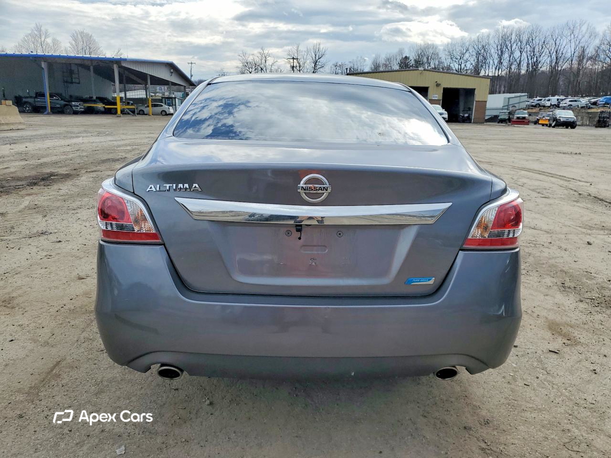 Nissan Altima 2015