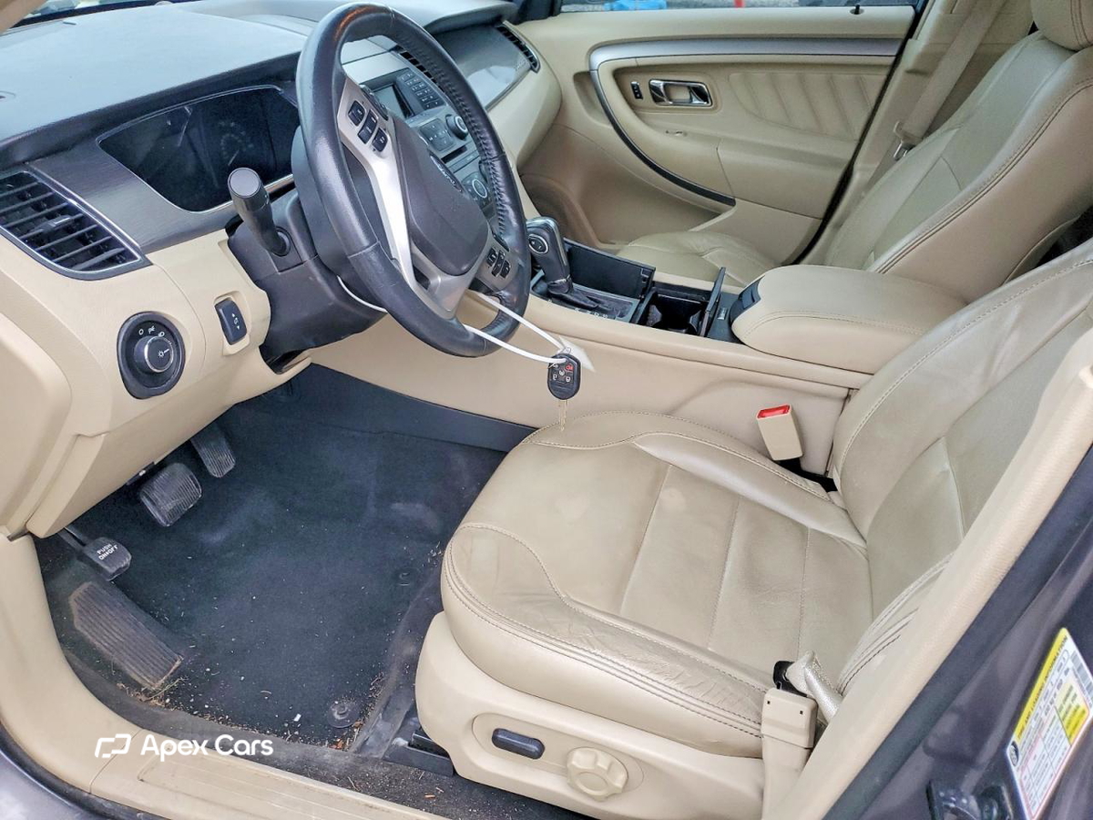 Ford Taurus 2013