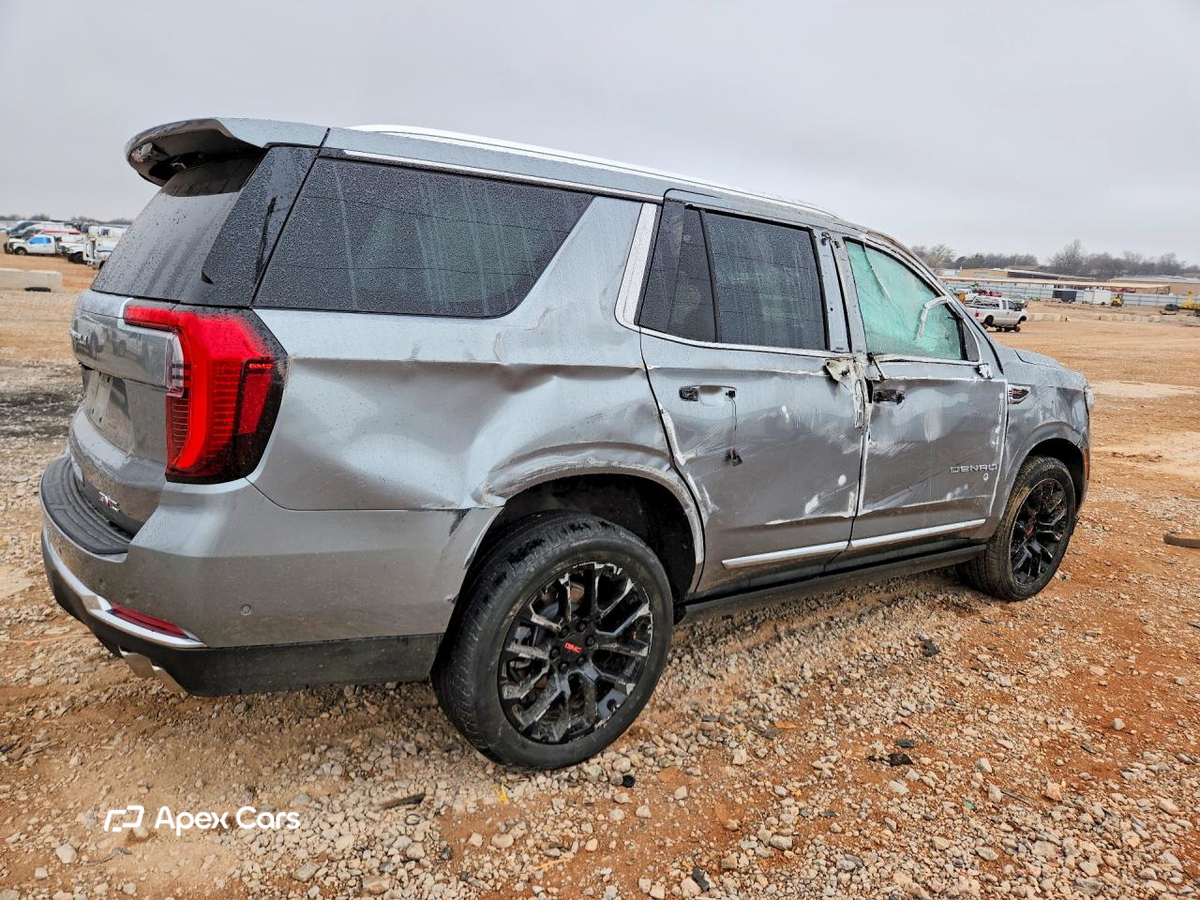 GMC Yukon 2025