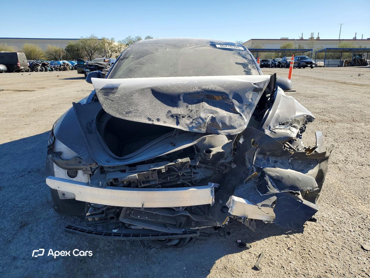 Tesla Model 3 2025