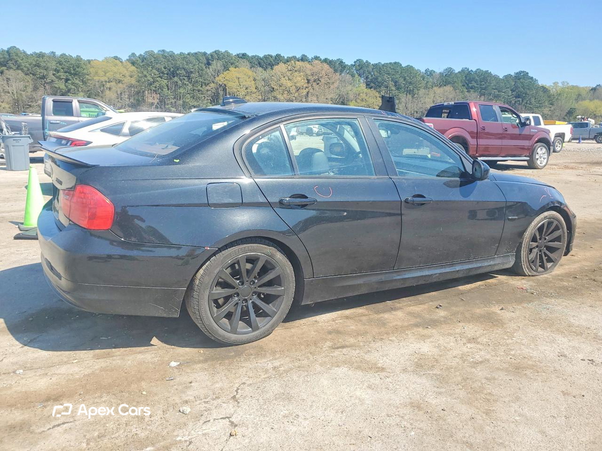 BMW Series 3 2011