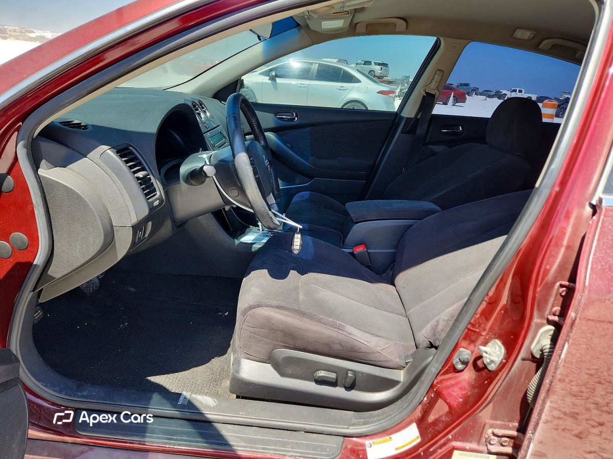 Nissan Altima 2011