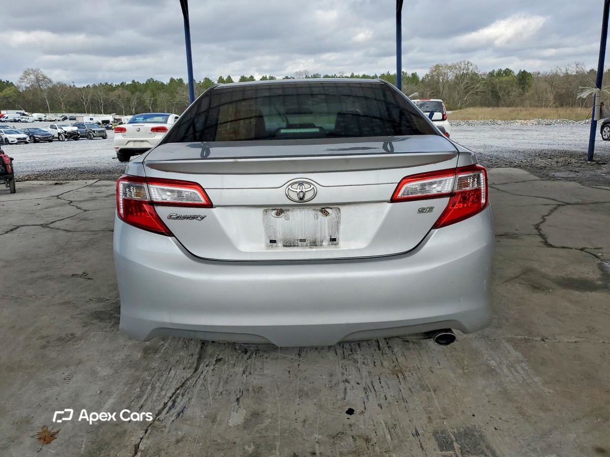 Toyota Camry 2012