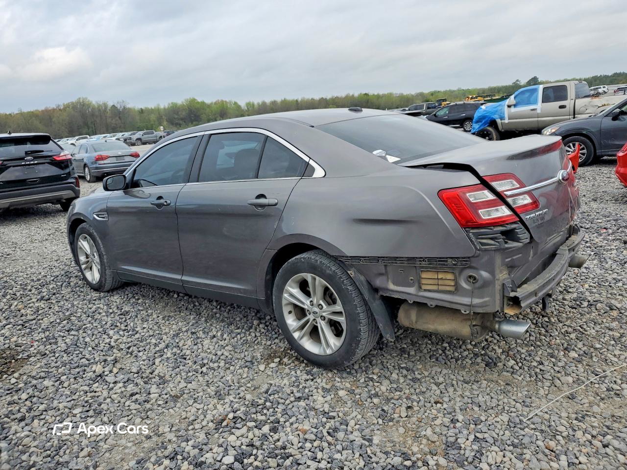 Ford Taurus 2013